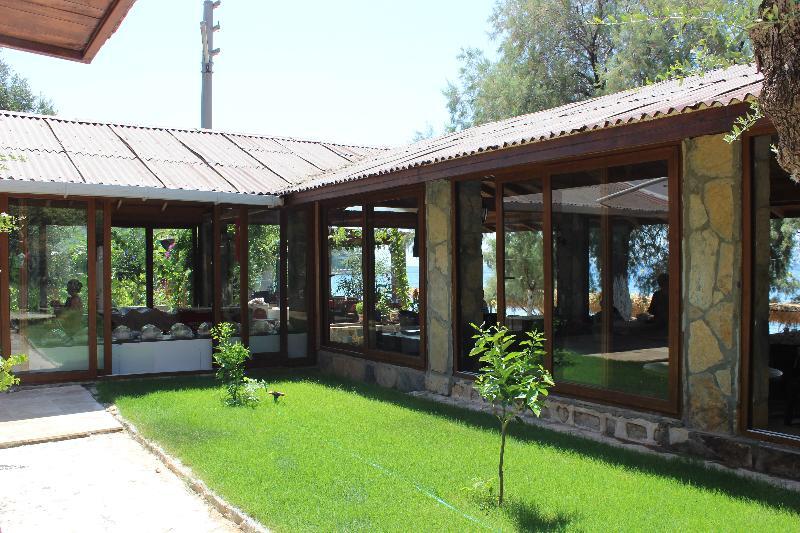 Şahin Motel&Restaurant Yaliciftlik Exterior foto
